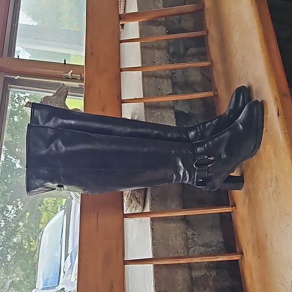 DAVIS GOMMA Knee High Leather Boots - Picture 1 of 10
